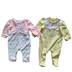 Tongs Female Baby Onesie’s Bundle Sale 3-6 Month